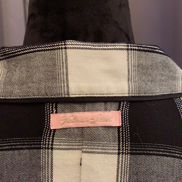 PERFECT Victoria’s Secret Medium Romper!  NWT - Picture 5 of 6